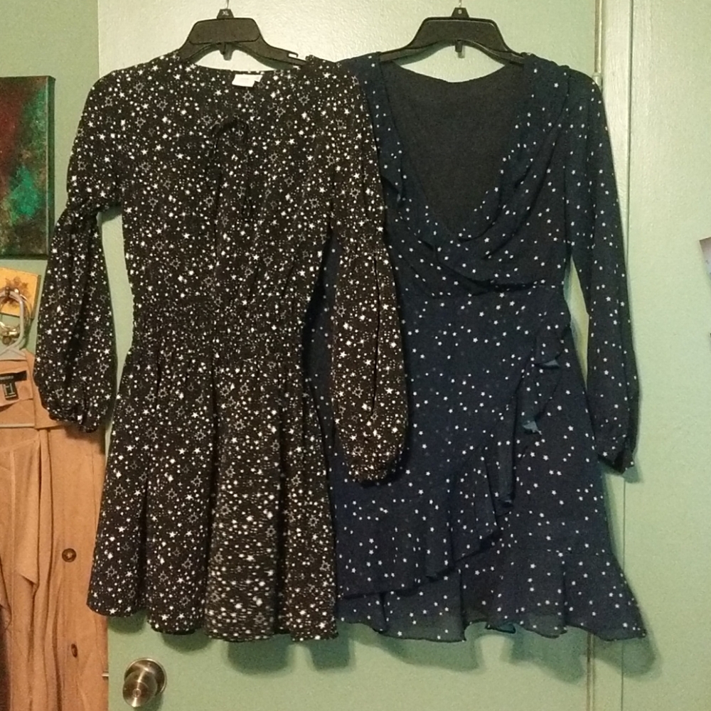 Bundle two new year's dress stars 🌟 small